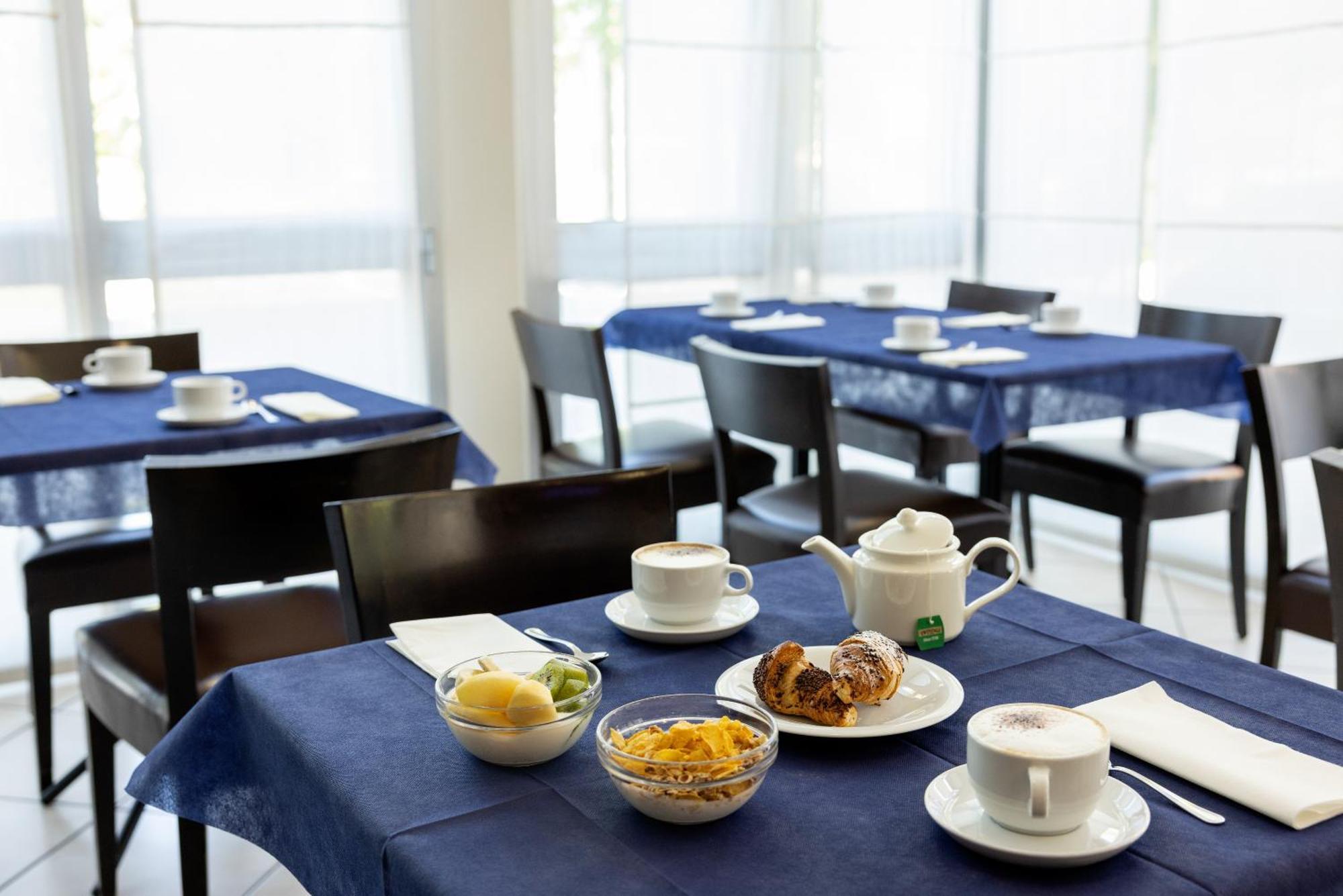 ראבנה Hotel Mosaico מראה חיצוני תמונה